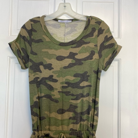 Bridgitte  Brianna Camouflage T shirt Dress Knit Size Medium pockets elastic tie - Picture 2 of 10